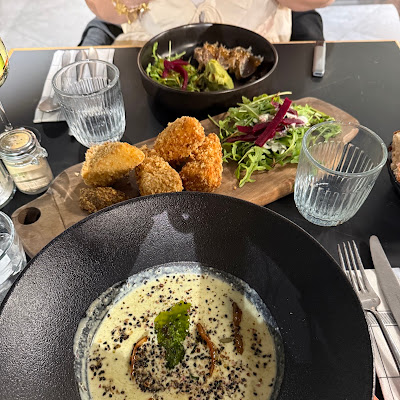 Plat servi chez The Craic, photographié par Loubna Latif
