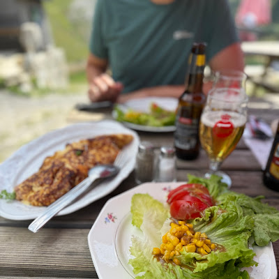 Plat servi chez Café restaurant le Passe Montagne, photographié par Tom